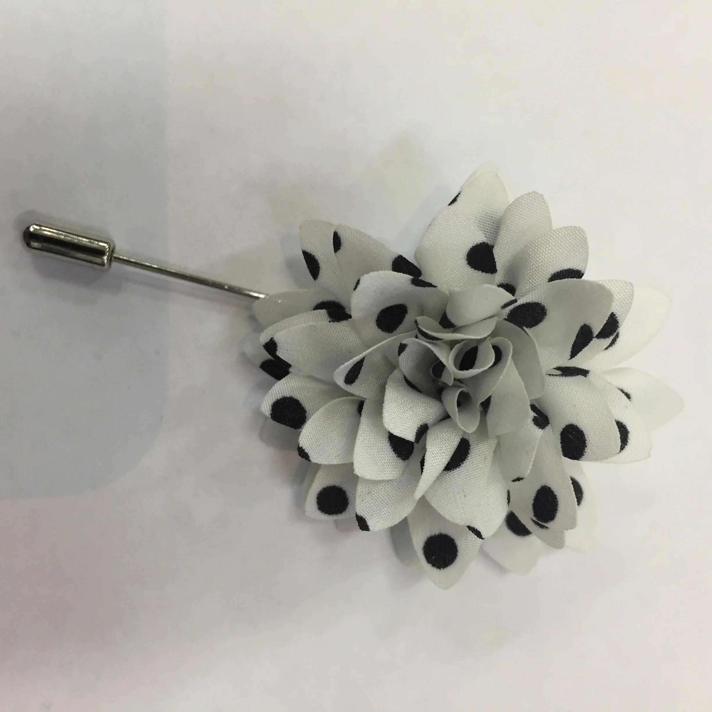 Buckle Lapel - Flower Pins - Image 7