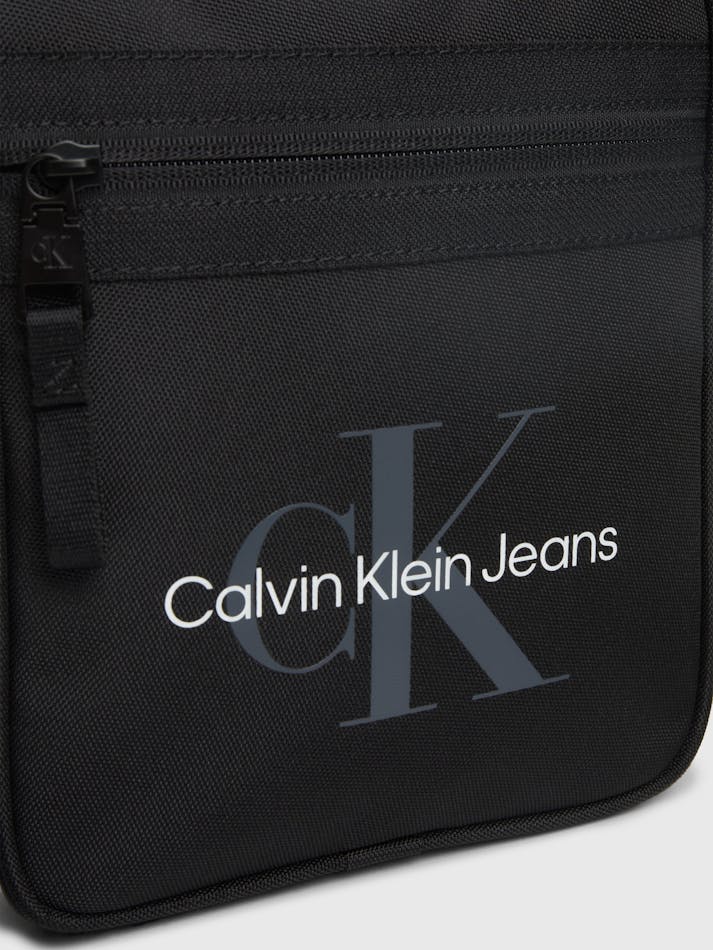 CALVIN KLEIN K50K512772 Reporter Bag - Black - Image 4