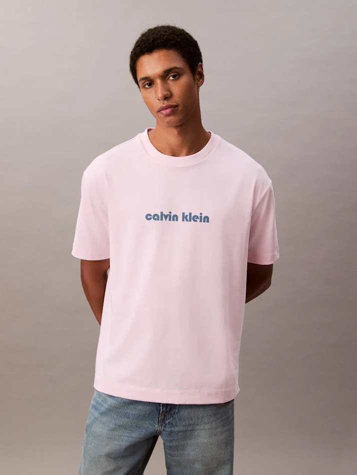 CALVIN KLEIN Round Logo Graphic Relaxed T-Shirt - Tender Touch - Image 2