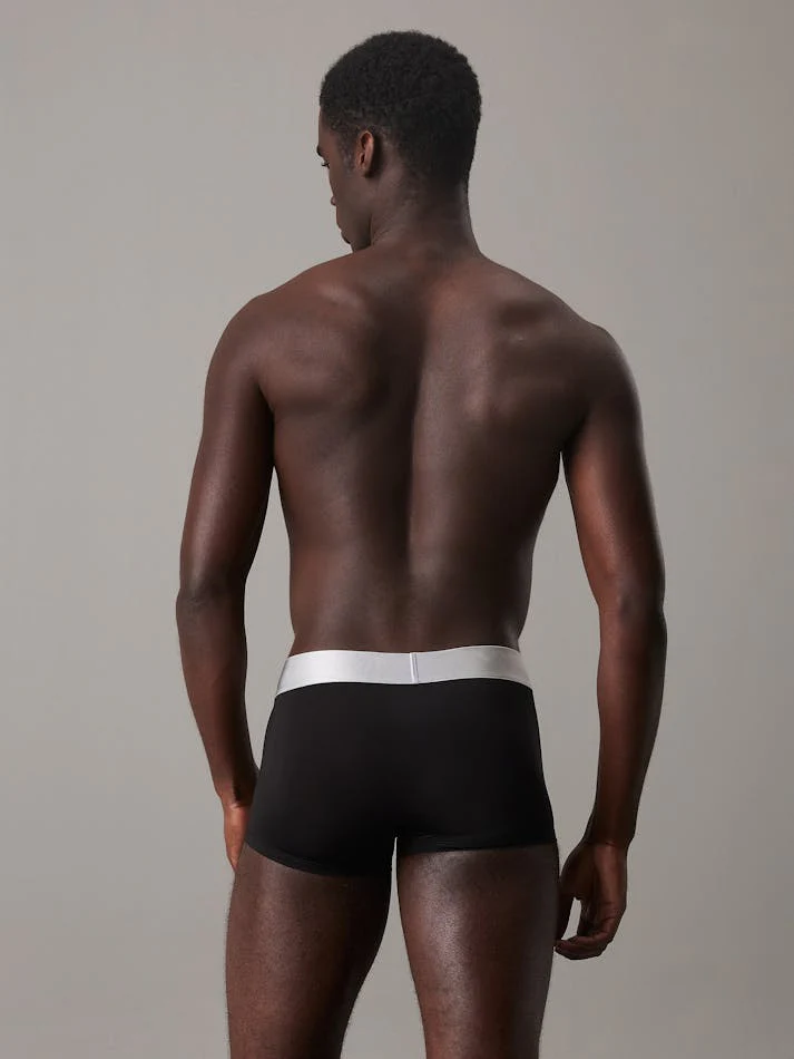 CALVIN KLEIN Steel Micro NB3074 3Pack Low Rise Trunks - Black - Image 3
