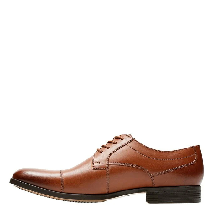 Clarks Conwell Cap Leather Shoe - Tan - Image 3