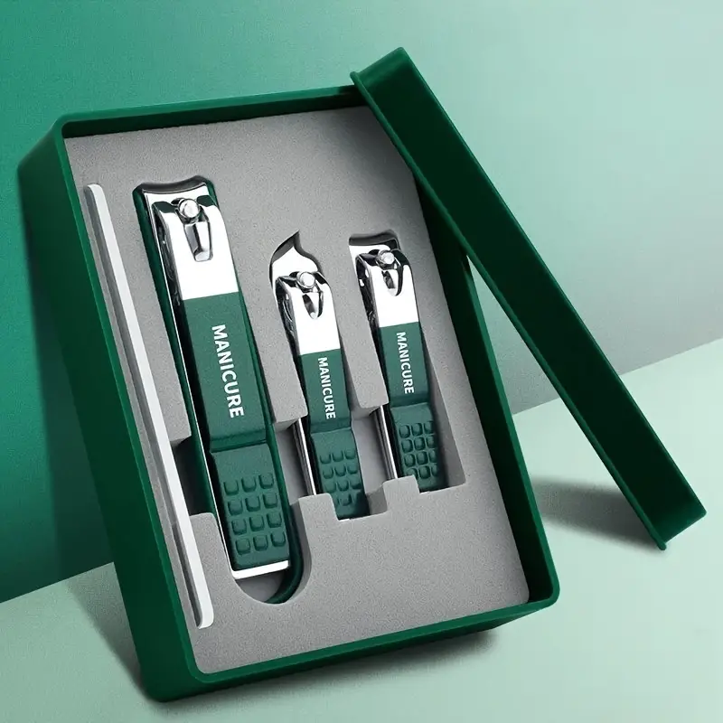 E-MALE Manicure Set
