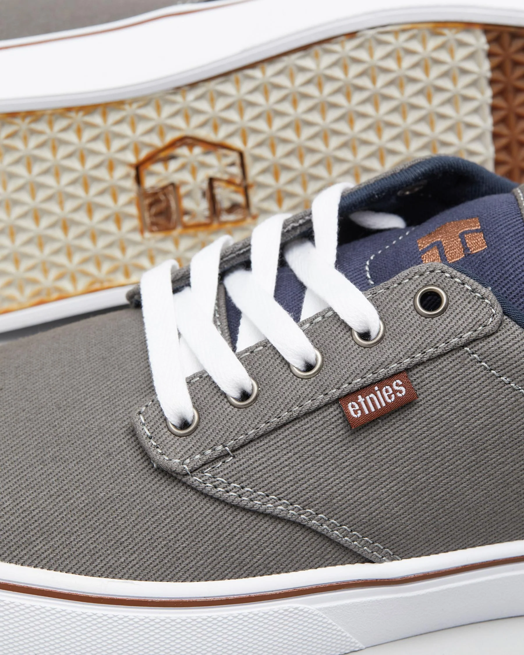 etnies FUERTE - Grey/Navy/White - Image 5