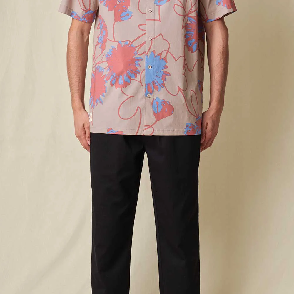 Globe Dreamin' Wild Short Sleeve Shirt - Dune - Image 4