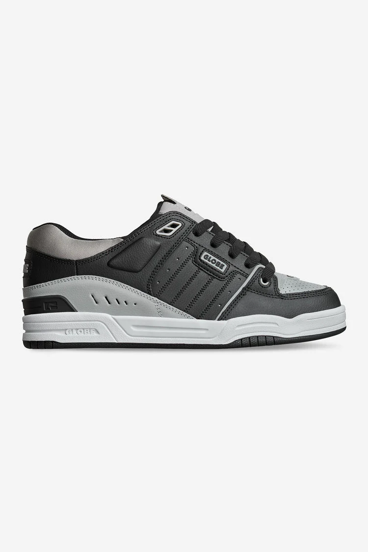 GLOBE Fusion Shoes - Black/Steel/White