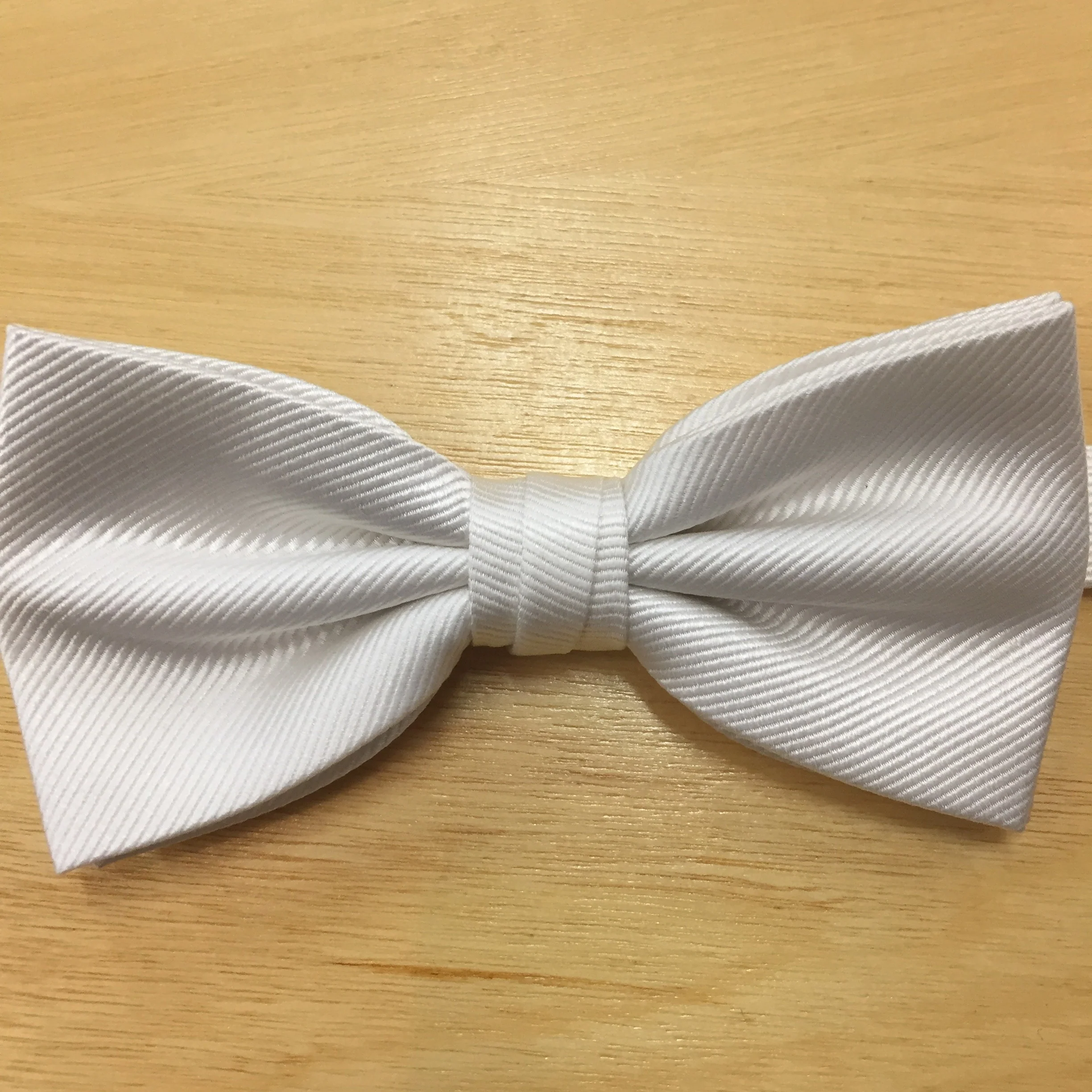 Hardy Amies Silk Bow Ties - Image 3
