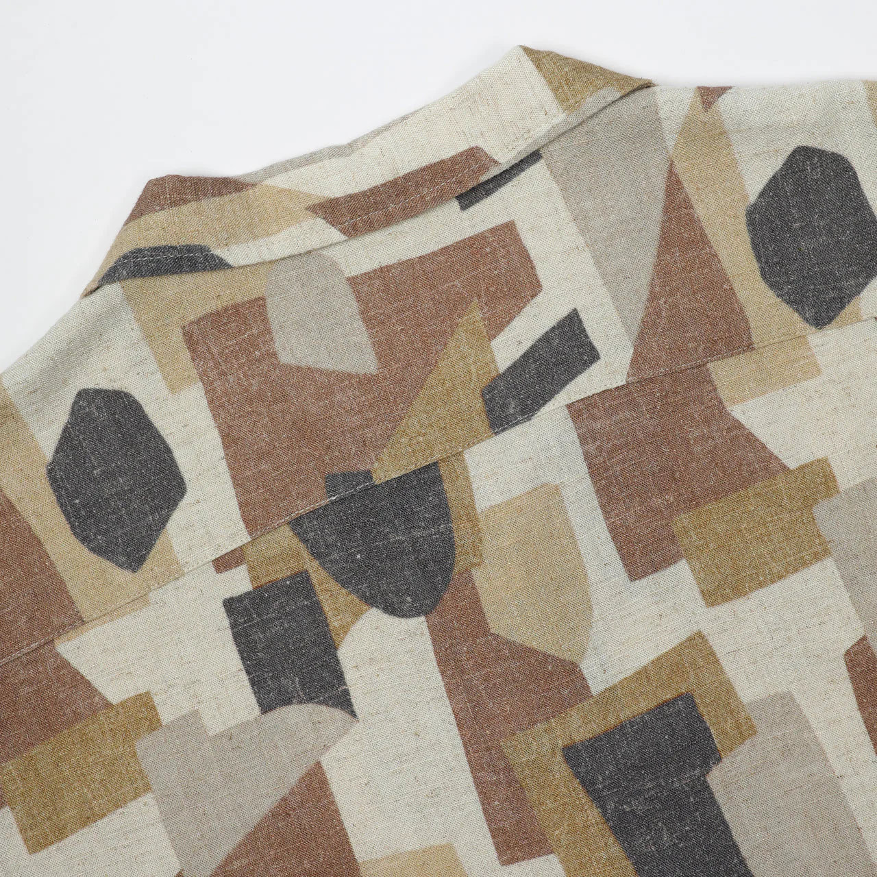 JAMES HARPER JHS567 Shapes Cuban Collar Shirt - Coffee - Image 7