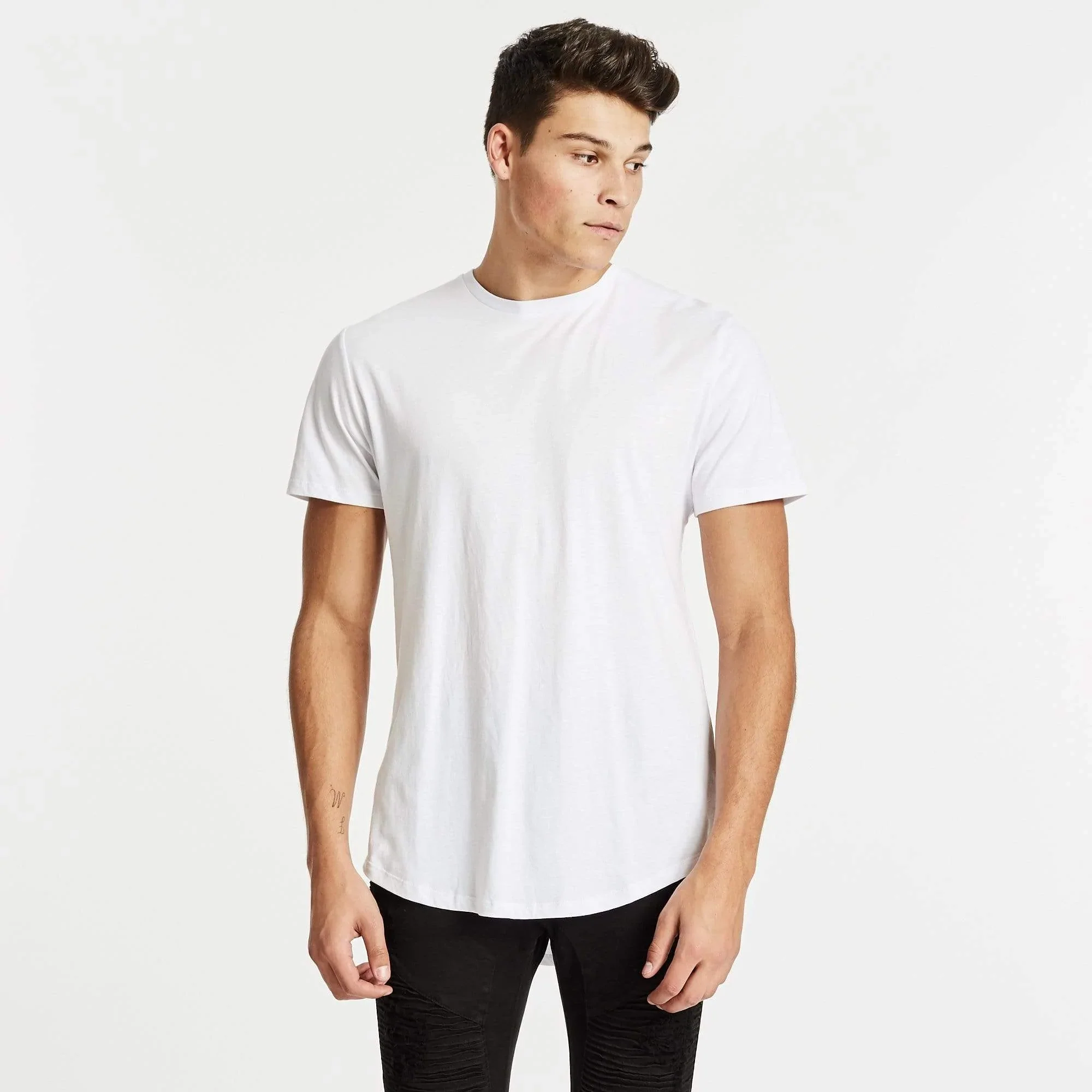 Kiss Chacey Essentials Dual Curved T-Shirt - Image 6