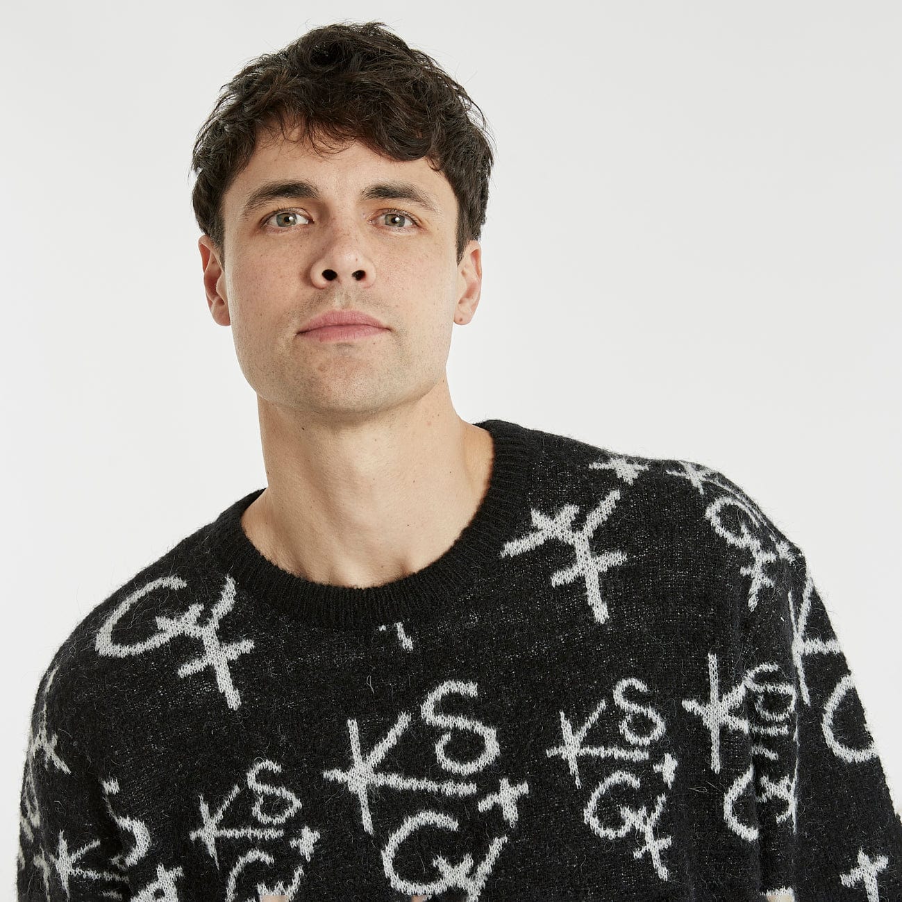 KISS CHACEY Sunset Relaxed Knit Jet Black - Image 3