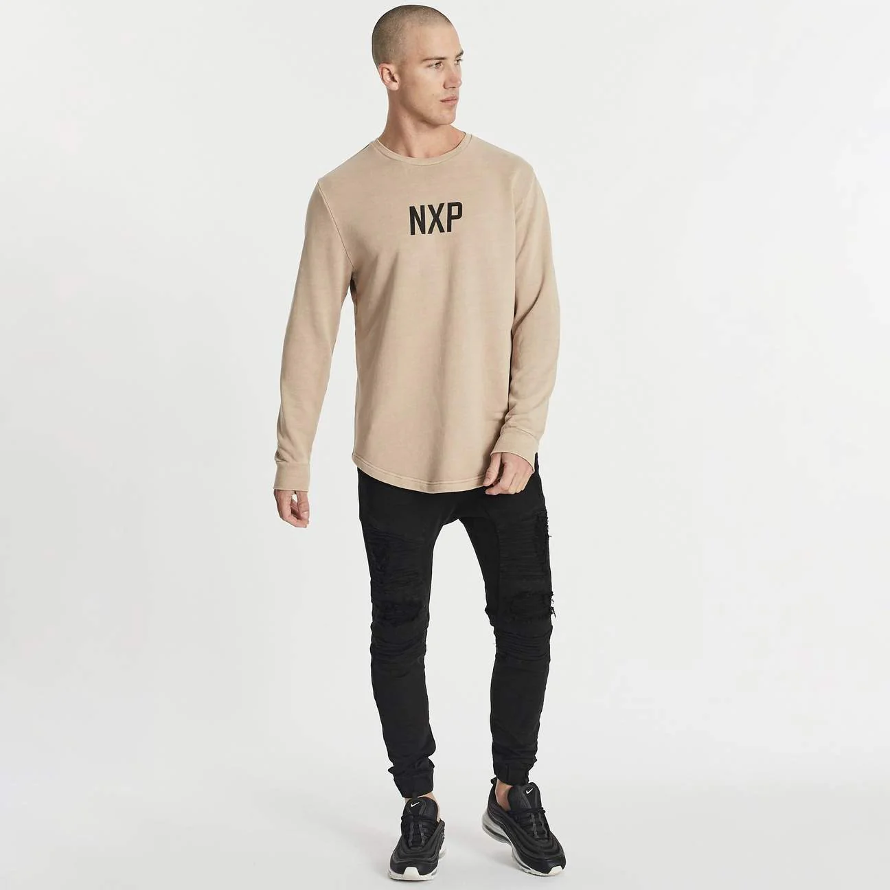 NENA AND PASADENA Unfaithful Dual Curved Sweater - Pigment Warm Taupe - Image 6