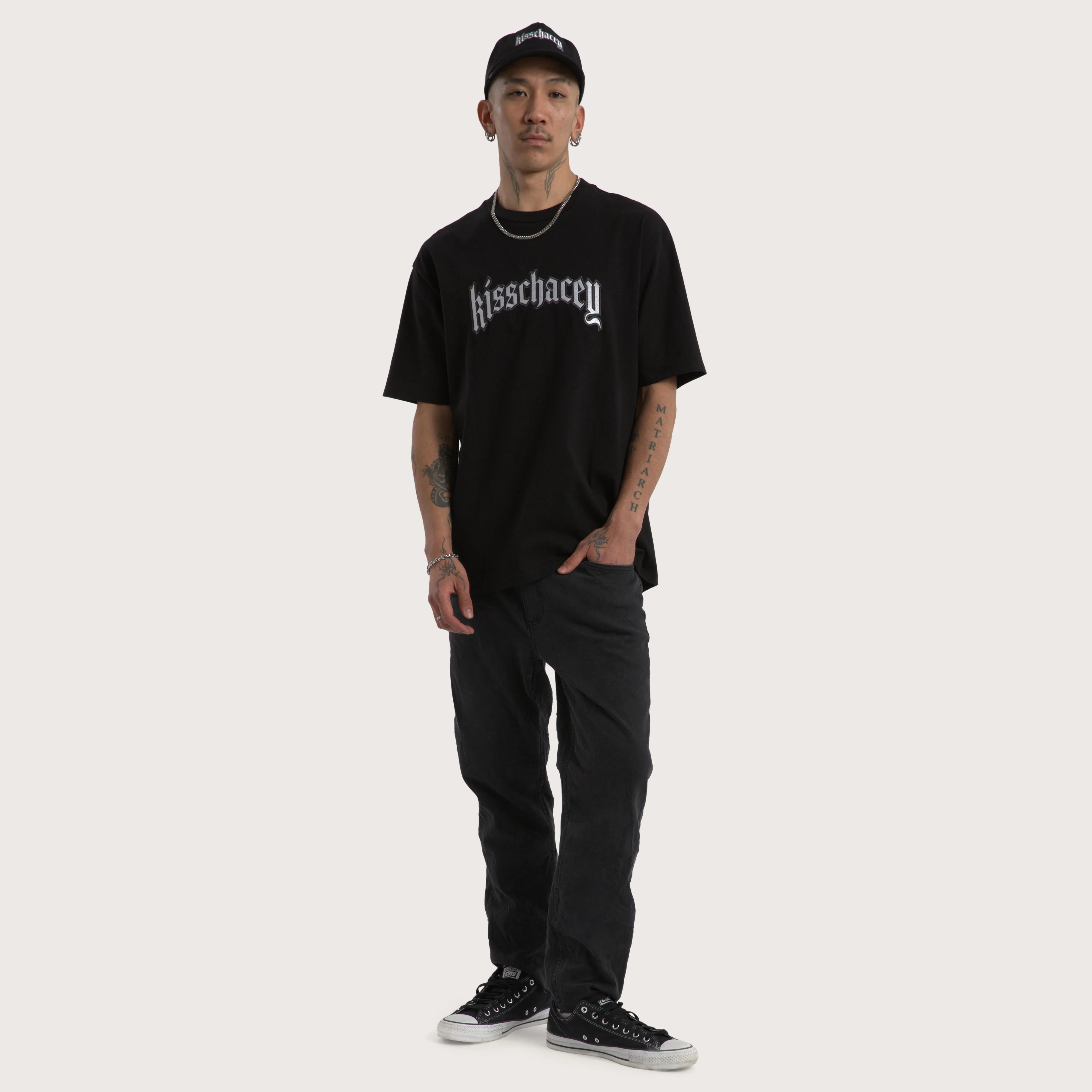KISS CHASEY Obelisk Box Fit Tee - Jet Black