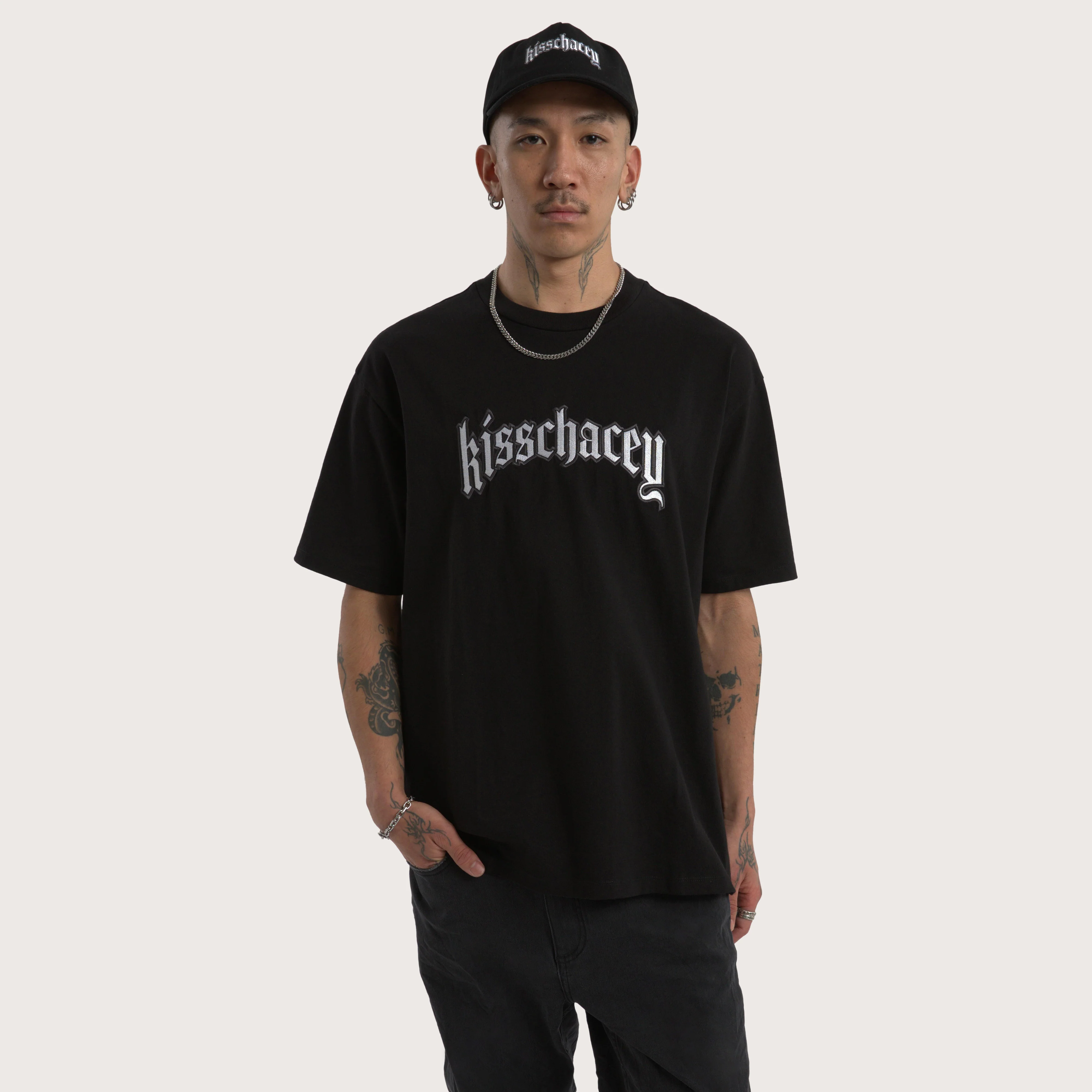 KISS CHASEY Obelisk Box Fit Tee - Jet Black - Image 2