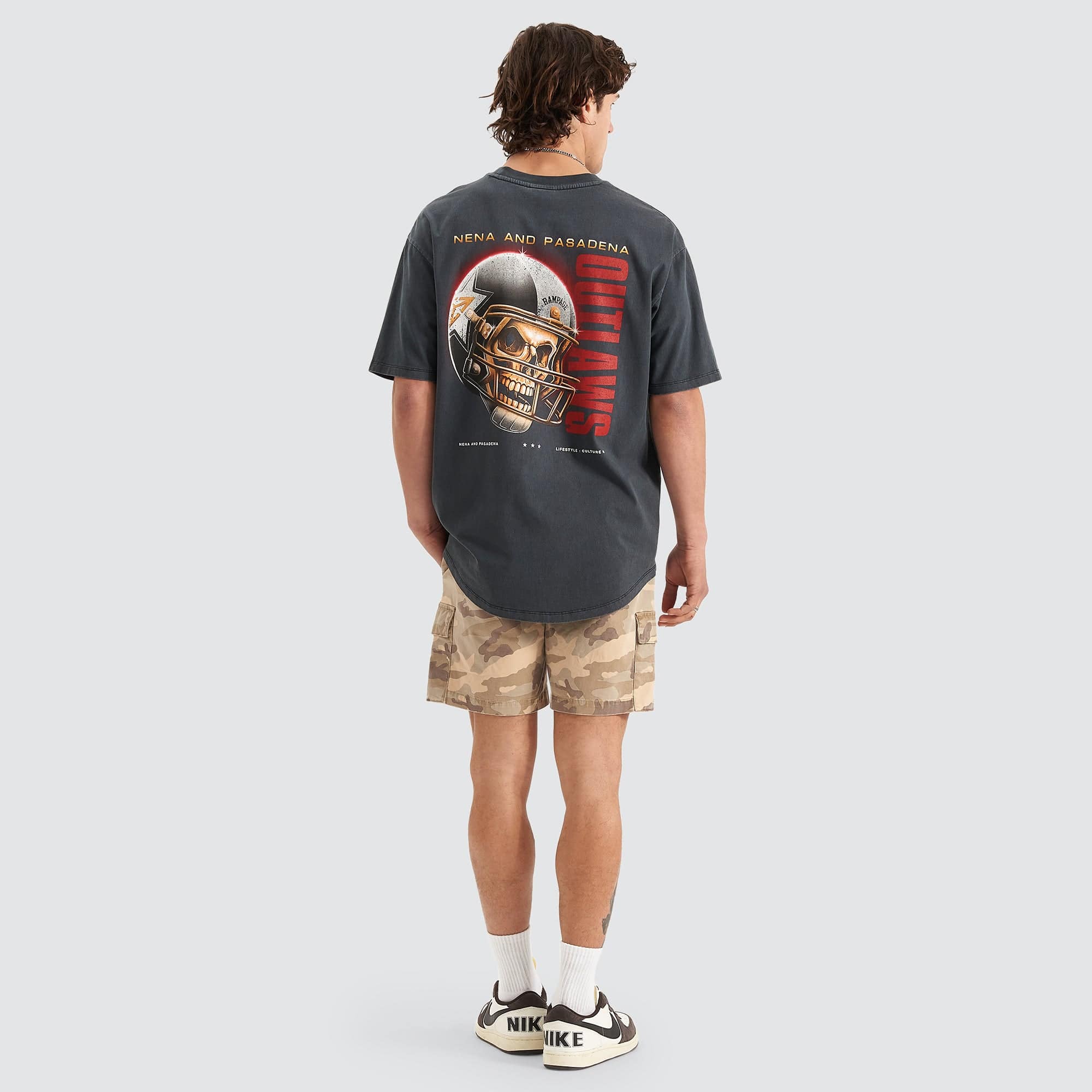 NENA AND PASADENA Outlaws Heavy Box Fit Scoop Tee Pigment Anthracite Black - Image 5
