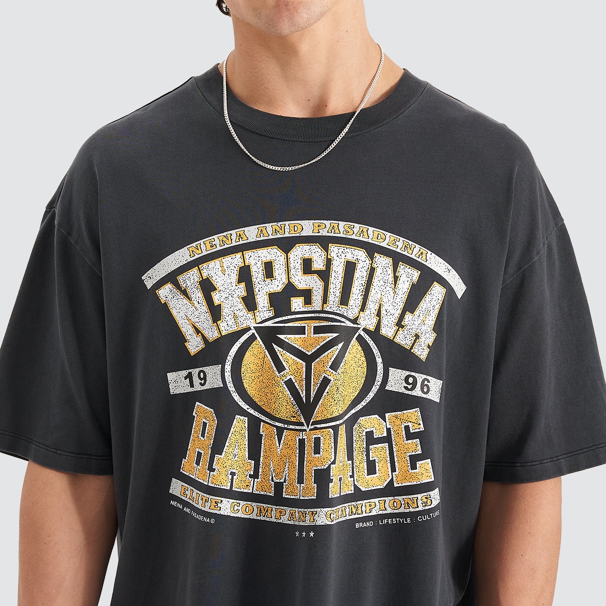 NENA AND PASADENA Rampage Heavy Box Fit Scoop T-Shirt - Pigment Black - Image 5
