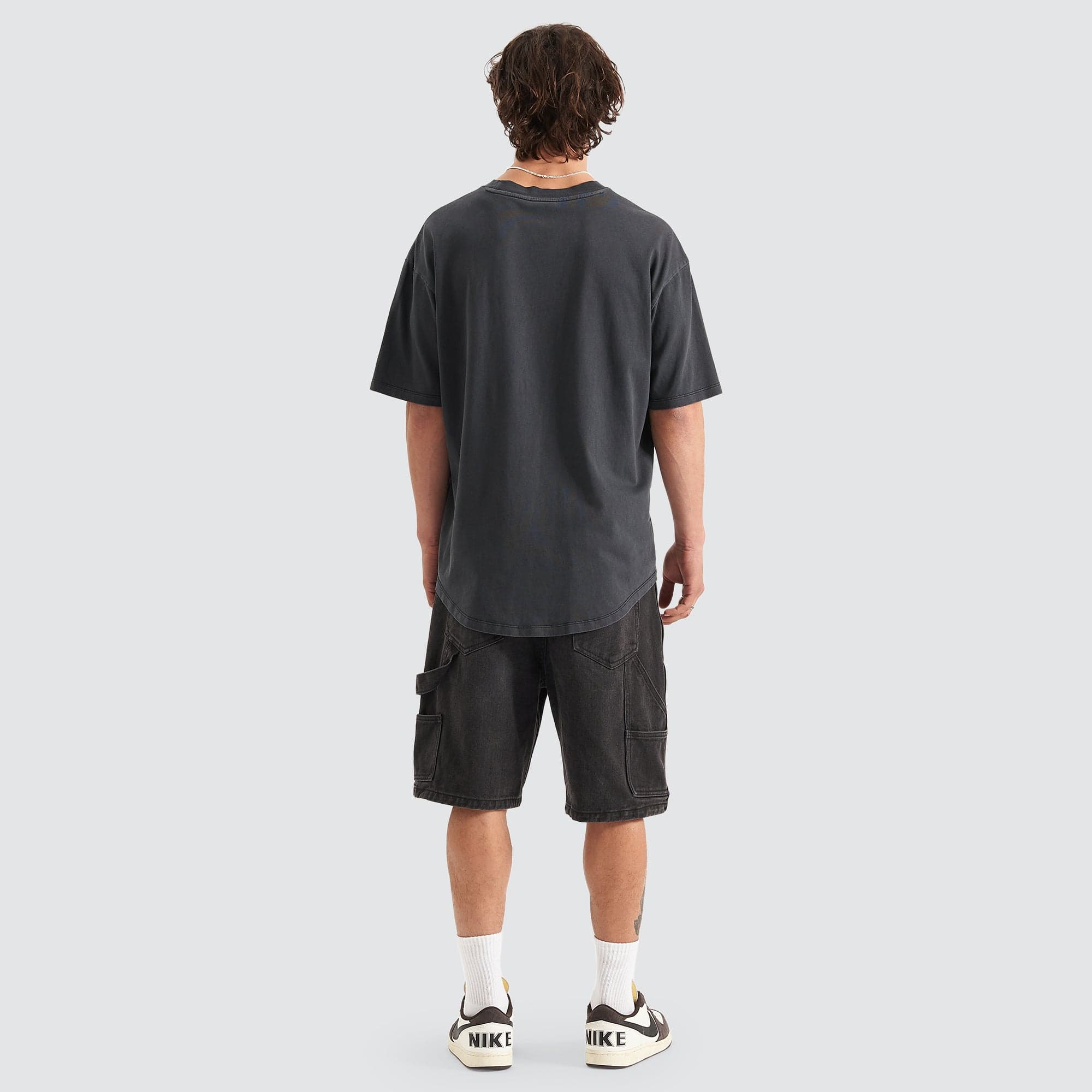 NENA AND PASADENA Rampage Heavy Box Fit Scoop T-Shirt - Pigment Black - Image 6