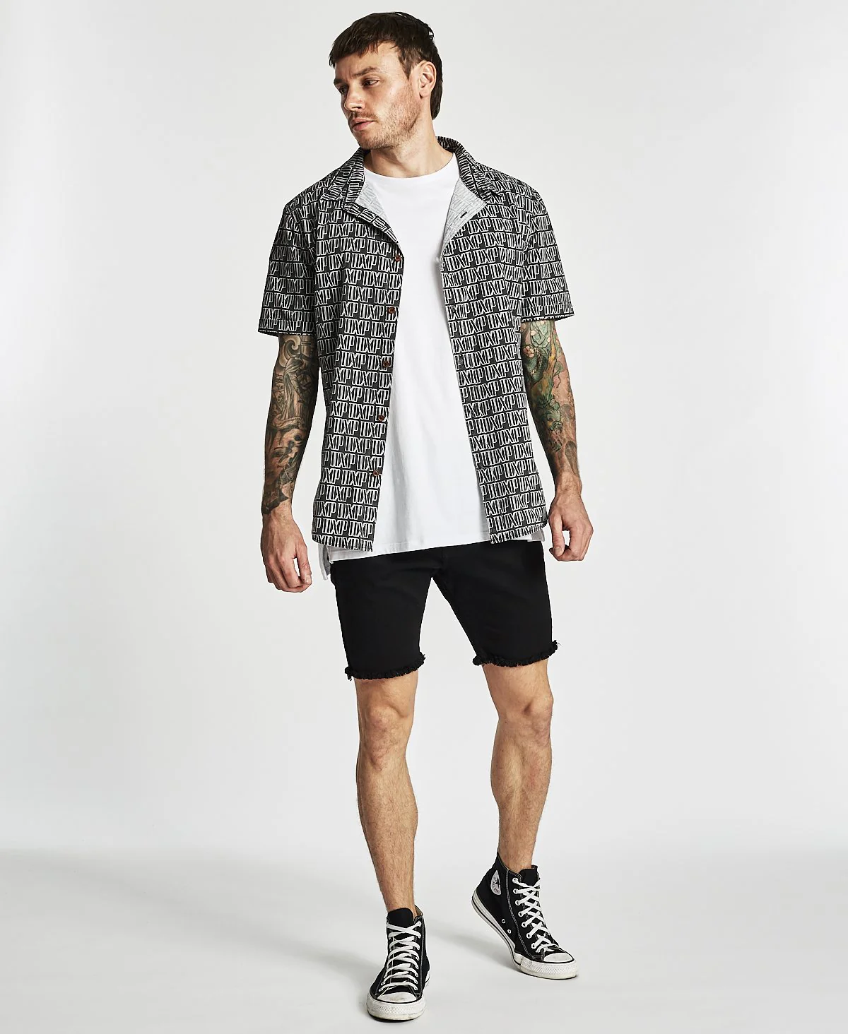 NENA AND PASADENA Ultra Light Short Sleeve Shirt - Image 2