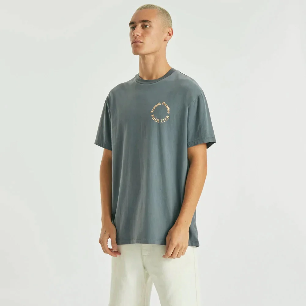 NOMADIC PARADISE CONNECTED RELAXED TEE - Pigment Asphalt - Image 3