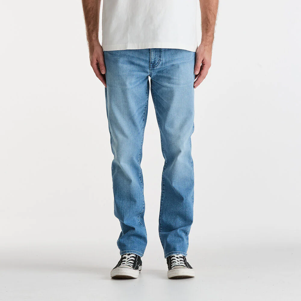 RIDERS by Lee R/501615/LW1 R4 Taper Relaxed Jean - Riverside Blues - Image 3