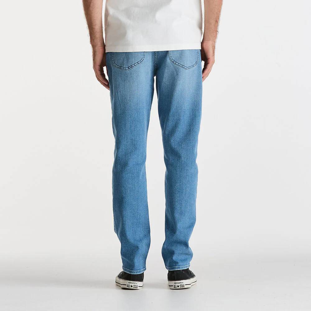 RIDERS by Lee R/501615/LW1 R4 Taper Relaxed Jean - Riverside Blues - Image 4