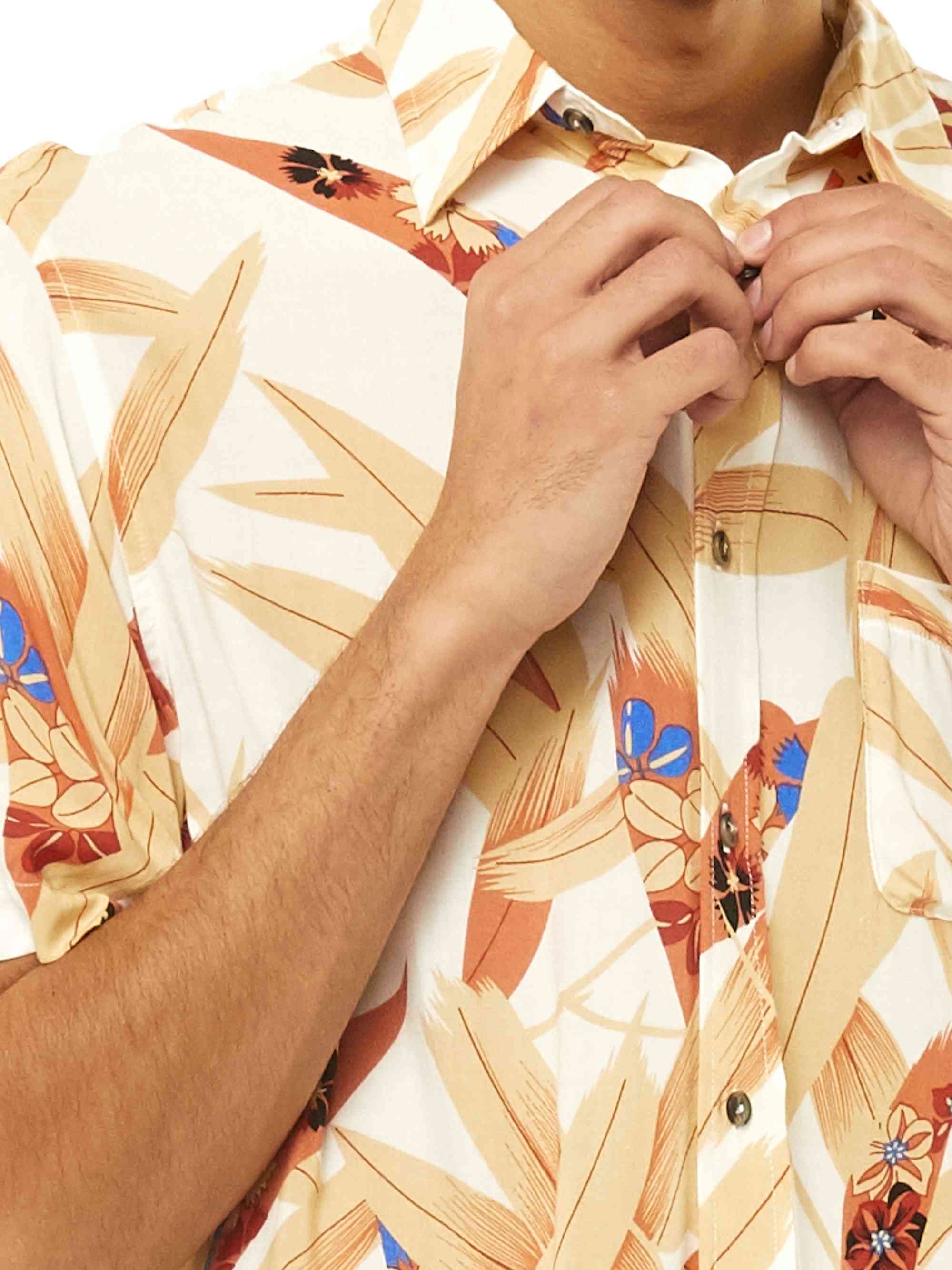 Rusty Fragment Short Sleeve Shirt - White - Image 5