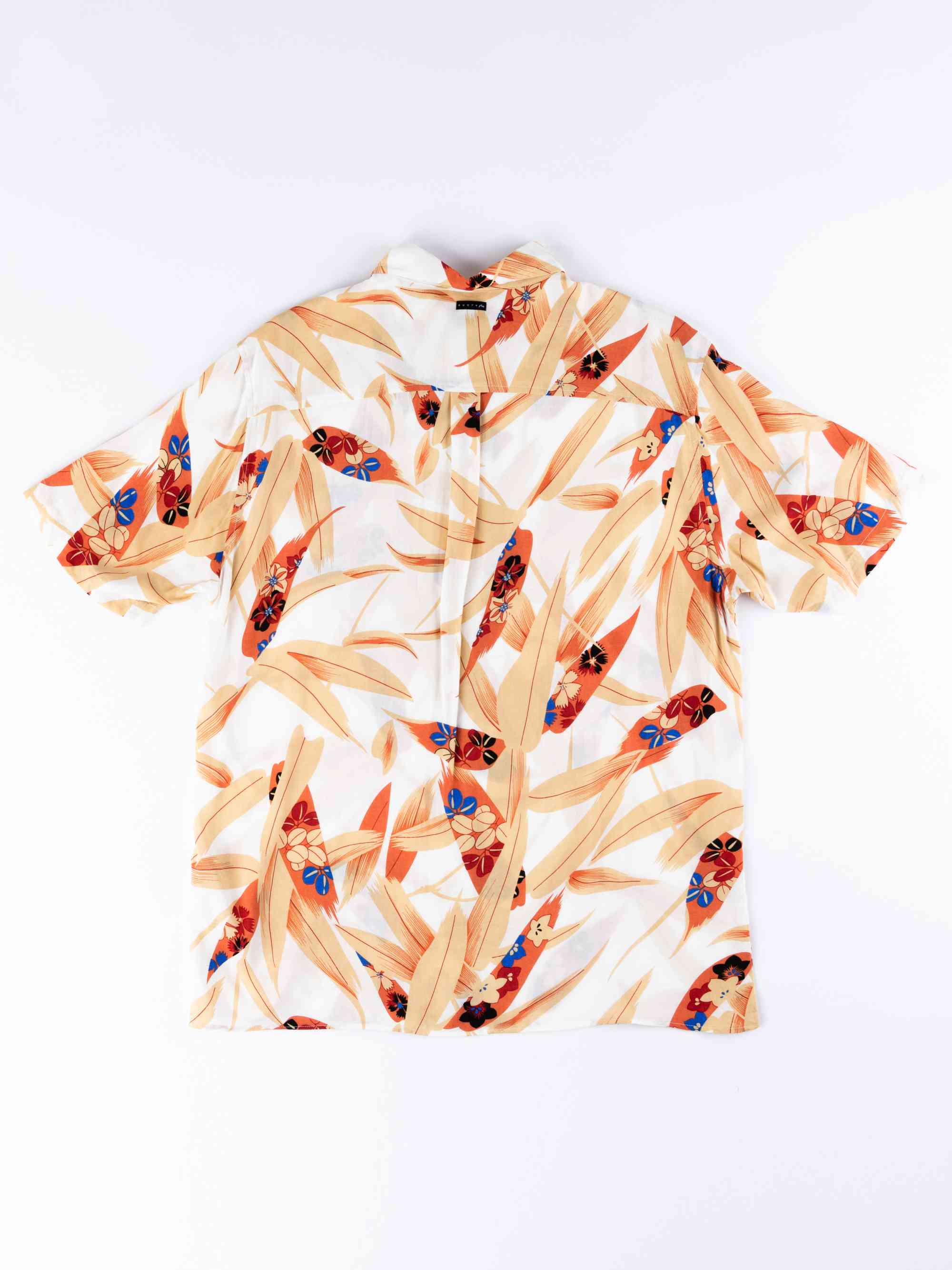 Rusty Fragment Short Sleeve Shirt - White - Image 8