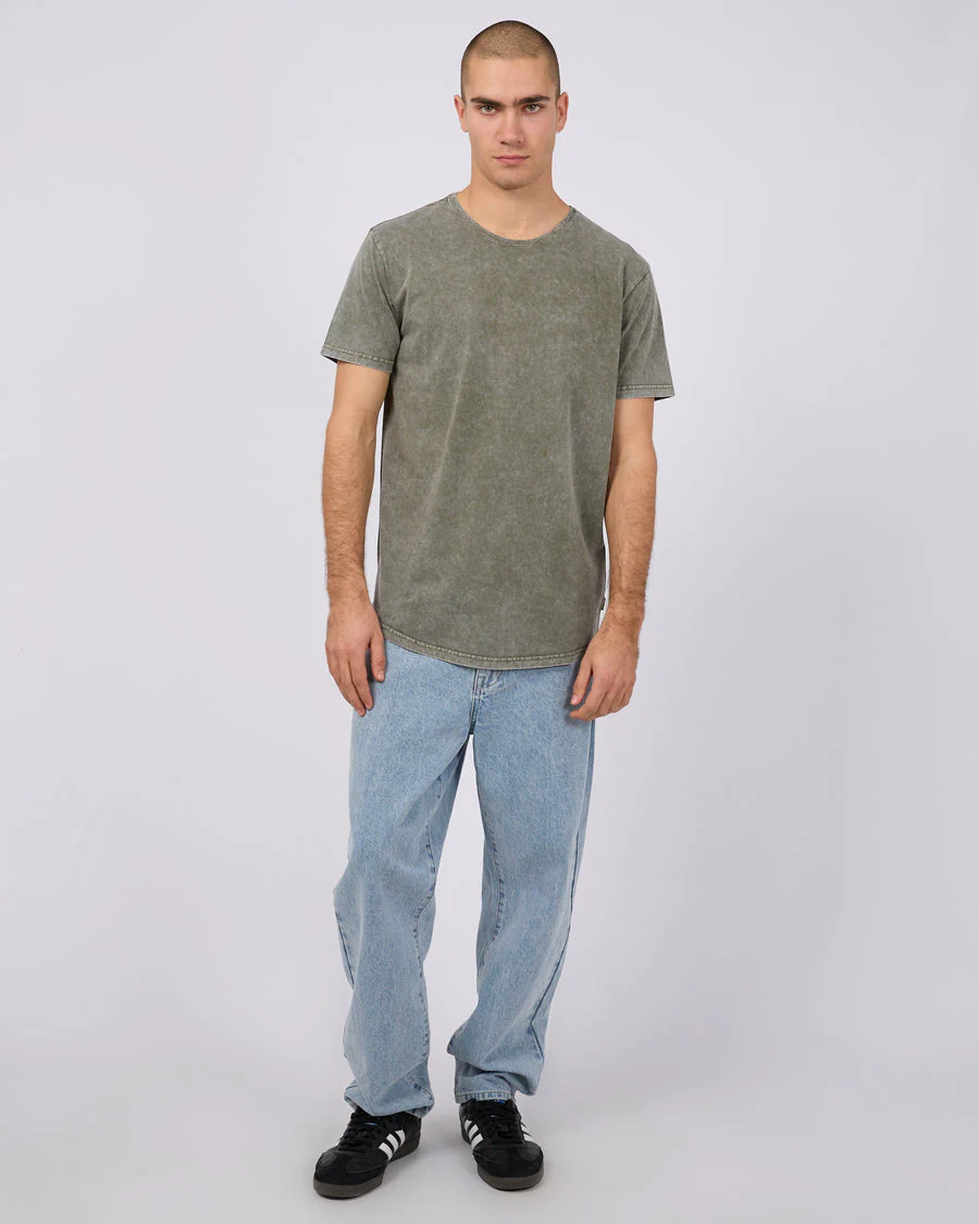 SILENT THEORY 40X0150 TAIL TEE - Khaki