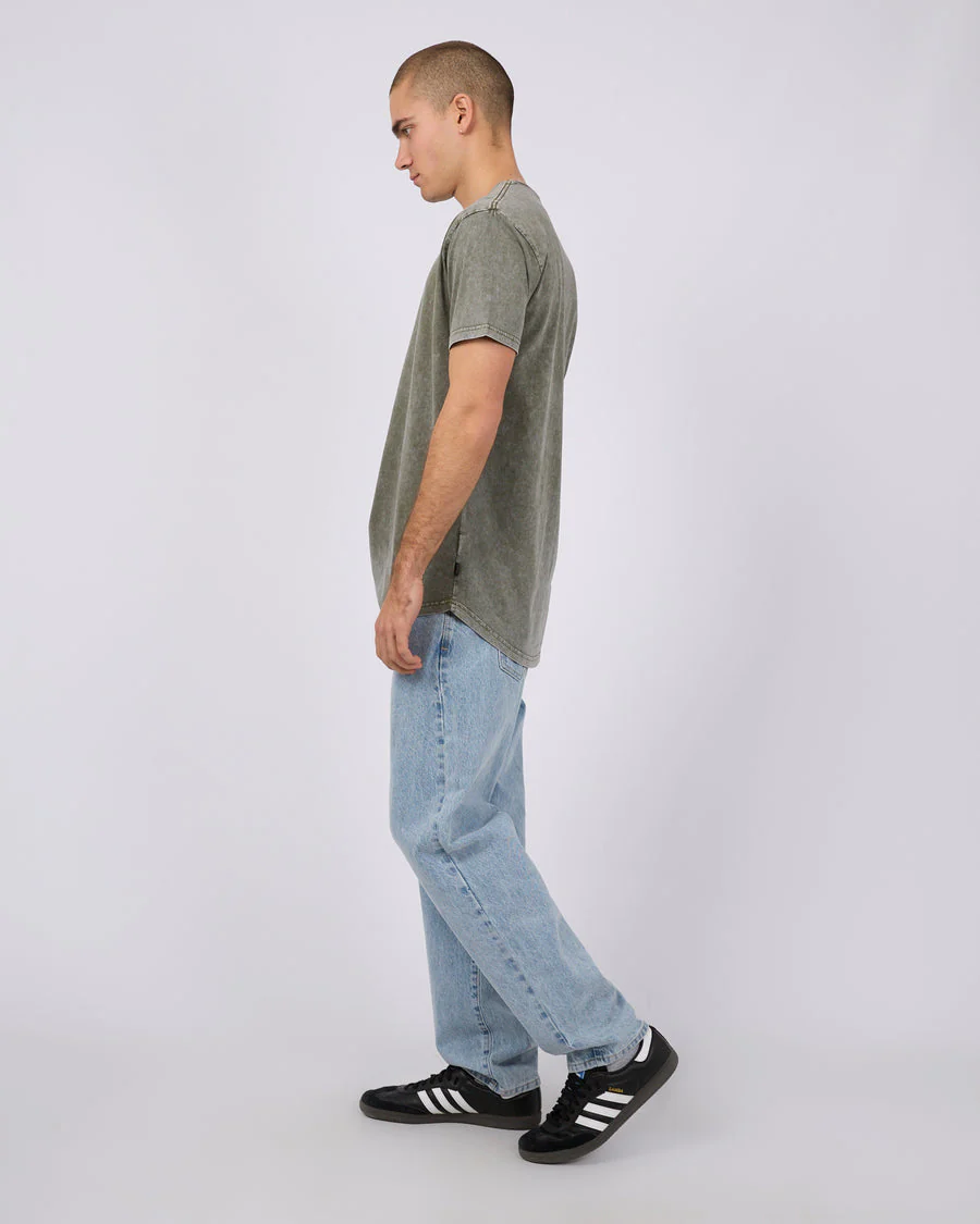 SILENT THEORY 40X0150 TAIL TEE - Khaki - Image 6