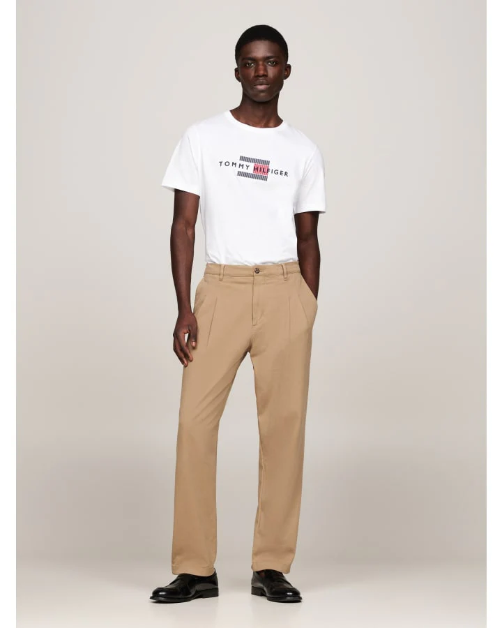 TOMMY HILFIGER MW0MW36455_YBR&nbsp;HILFIGER FLAG EMBRO TEE - White - Image 2