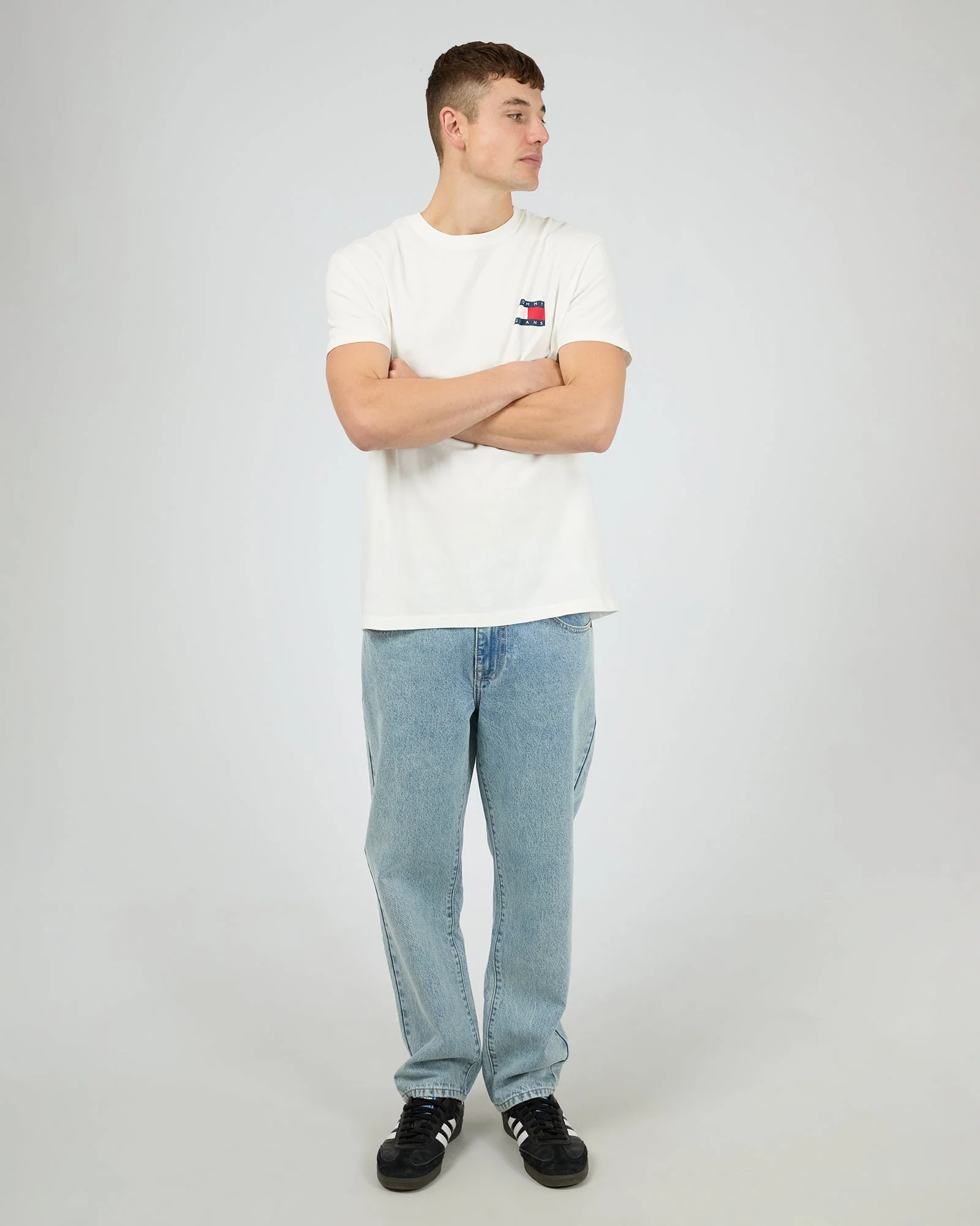 TOMMY JEANS DM0DM20346_YBL RG Heritage Flag Tee - Ecru - Image 2