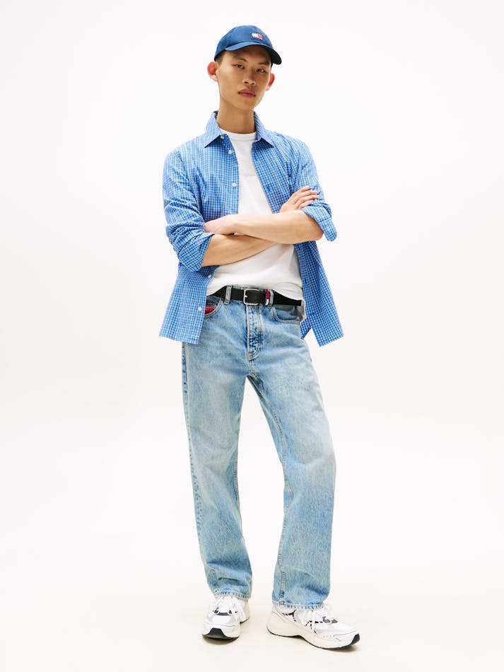 TOMMY JEANS DM0DM21226 Otis Signature Regular Straight Leg Jeans - Denim Mid Light Blue - Image 2