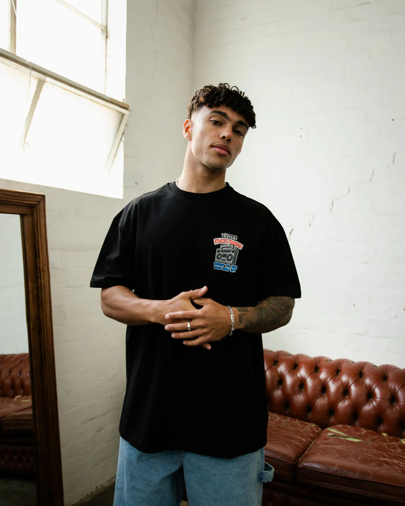 WNDRR BLOCK PARTY BOX FIT TEE - Black