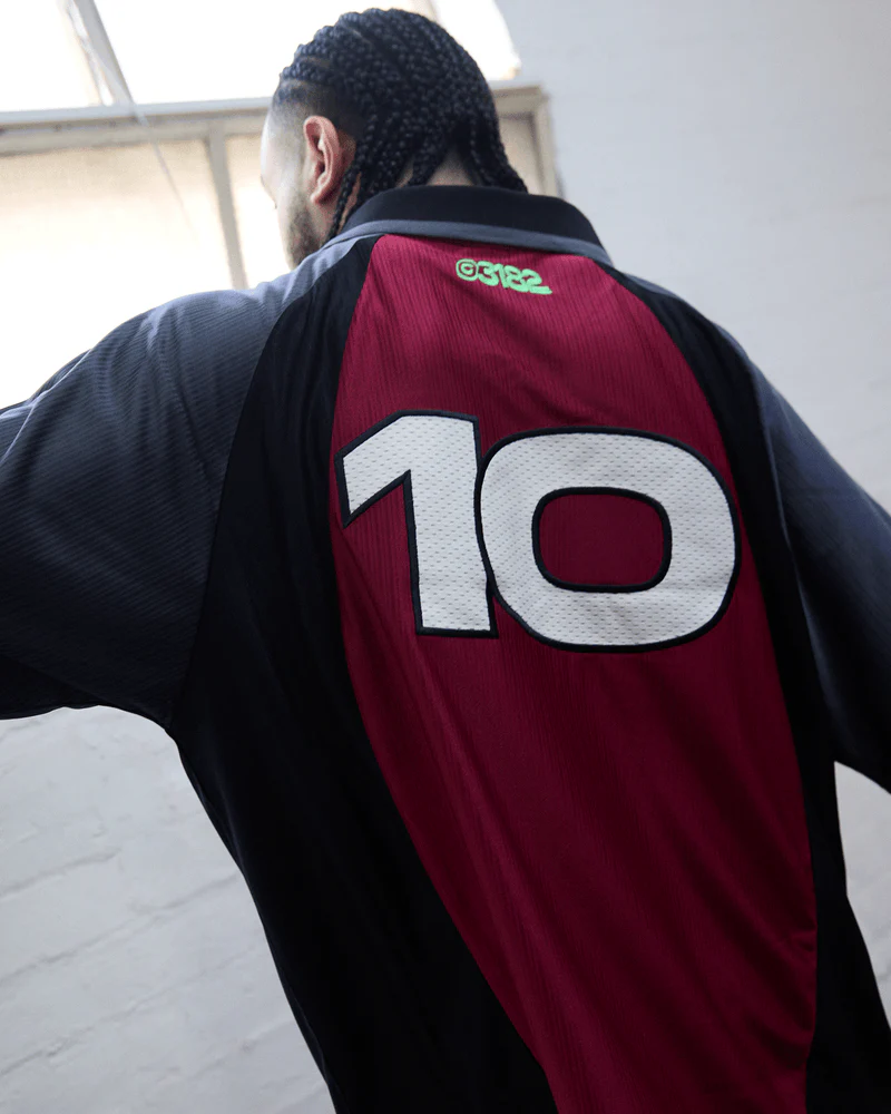 WNDRR Kickoff Football Jersey - Black/Red - Image 7