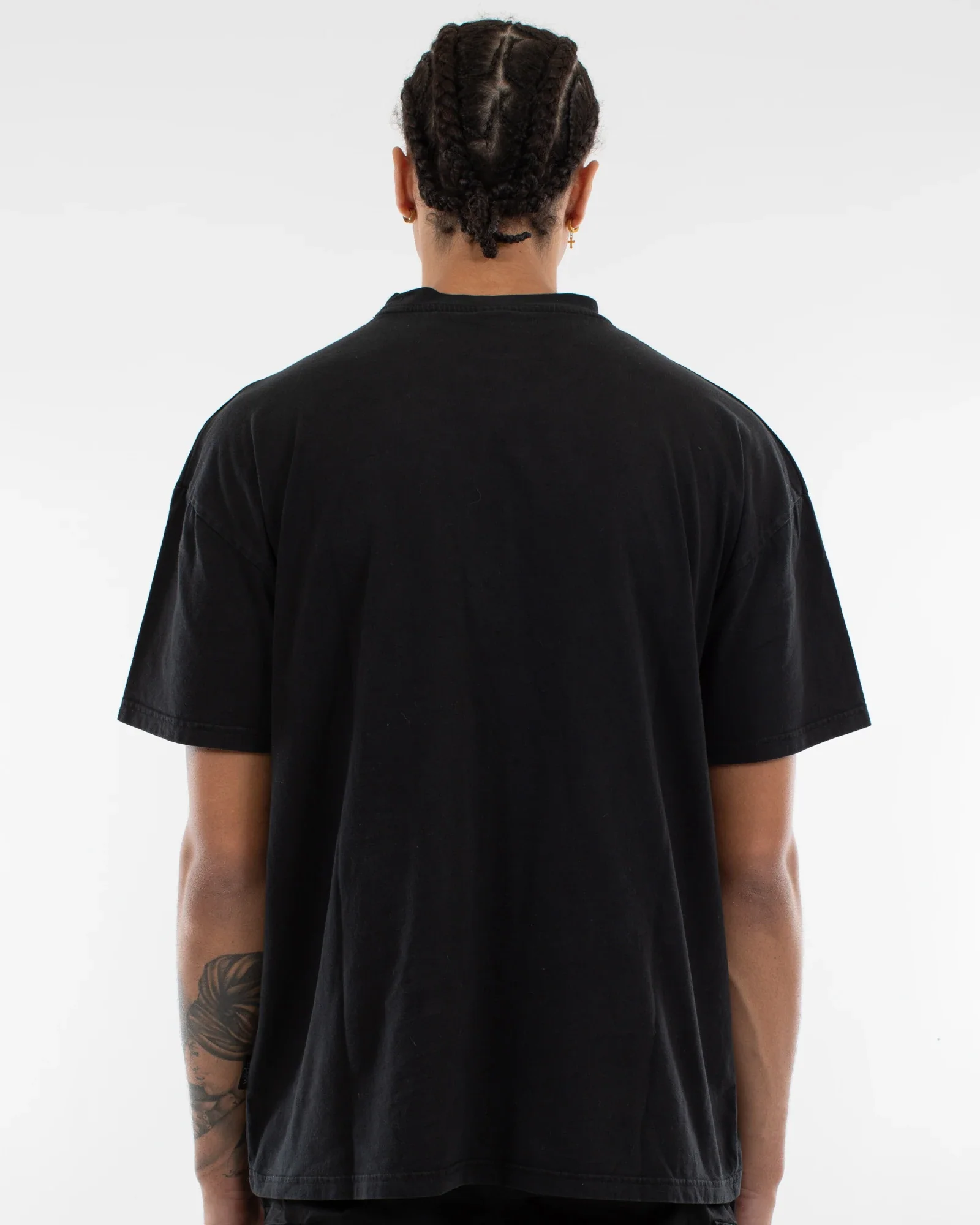 WNDRR Rose Bowl Vintage Tee - Washed Black - Image 2