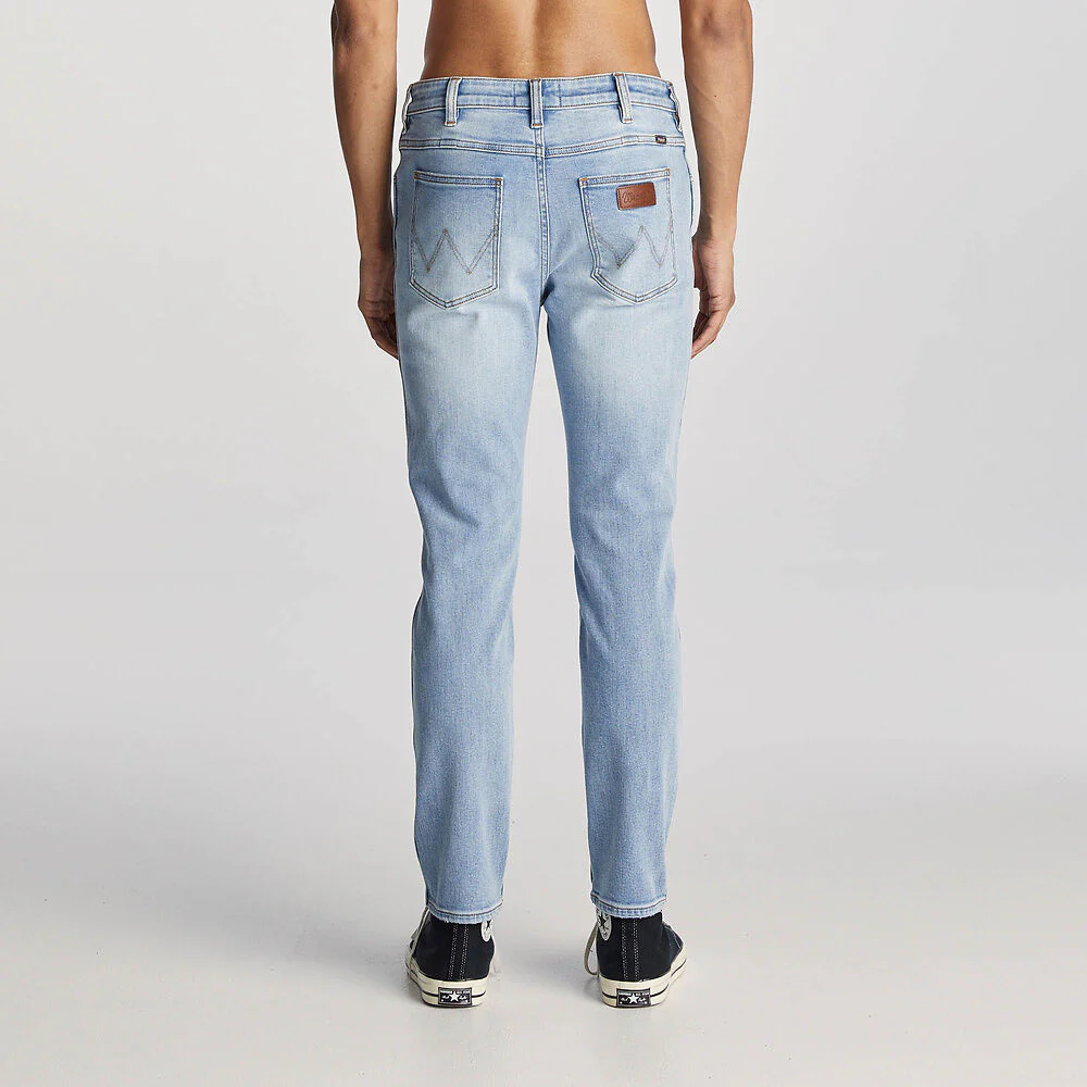 WRANGLER 902767 Sid Slim Tapered Jean - Billy Ray Worn - Image 5
