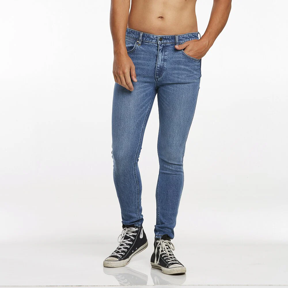 Wrangler STRANGLER R28 901836 SKINNY JEAN - Instinct